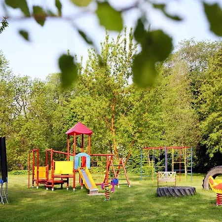 Feriehus At The Kummerower In *