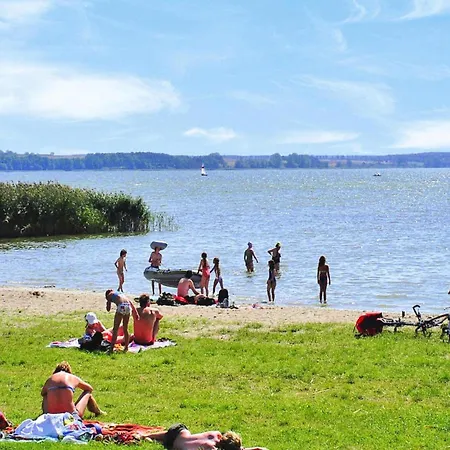 At The Kummerower In 度假居 *