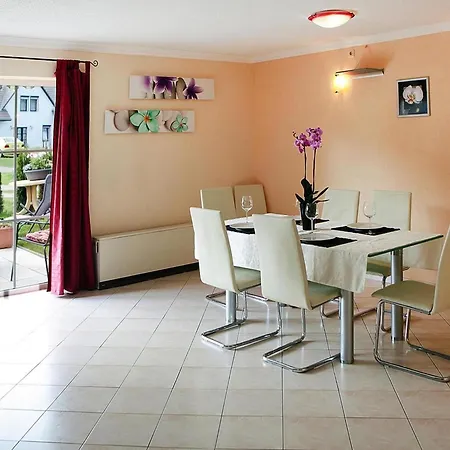 度假居 At The Kummerower In *